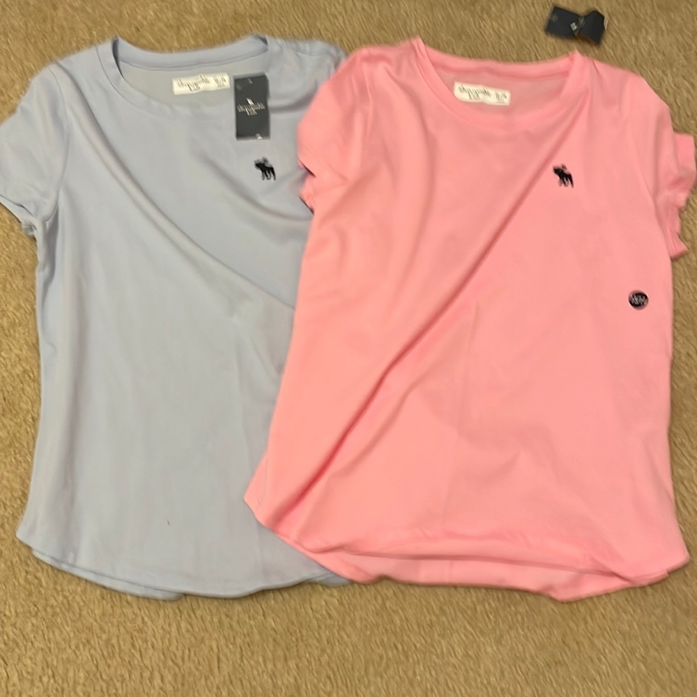 Abercrombie and finch kids T-shirts